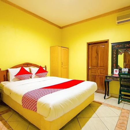Oyo 1770 Hotel Mawar Saron 2 Kejayan Dış mekan fotoğraf