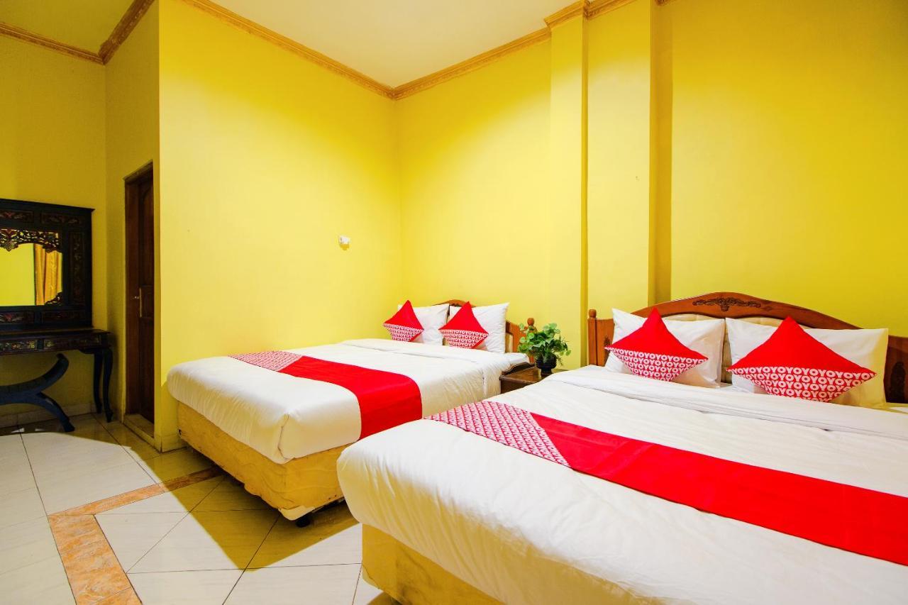Oyo 1770 Hotel Mawar Saron 2 Kejayan Dış mekan fotoğraf